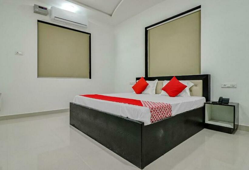 בית מלון כפרי Anand Sewa Dham