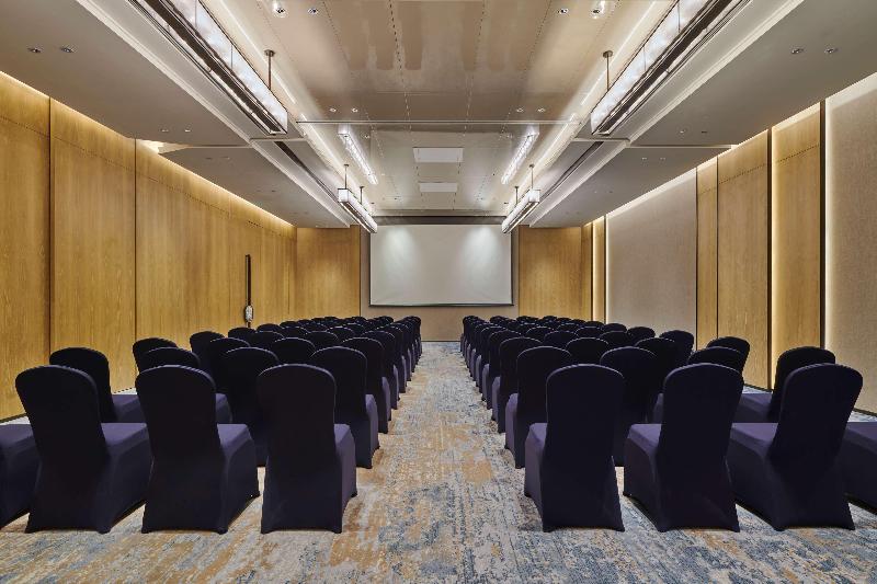 Отель Doubletree By Hilton Shenzhen Airport