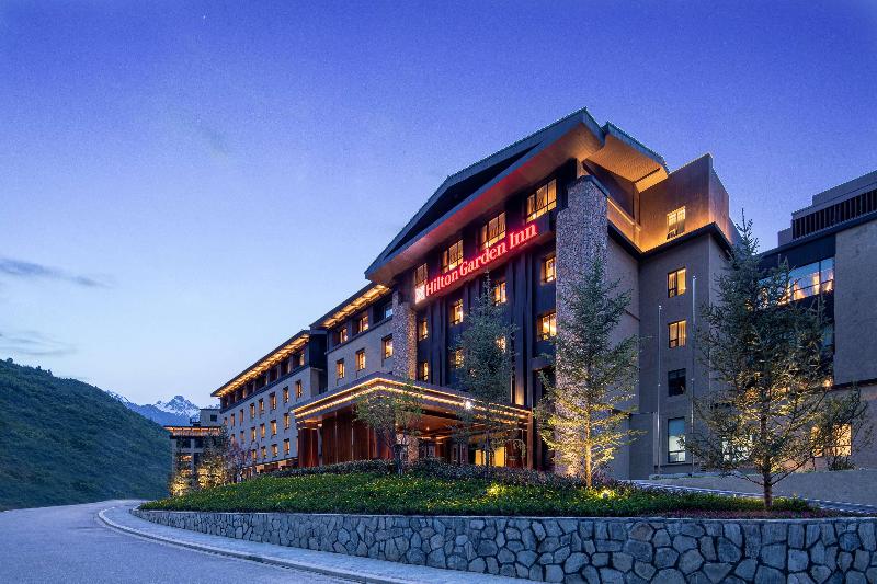 ホテル Hilton Garden Inn Jiuzhaigou