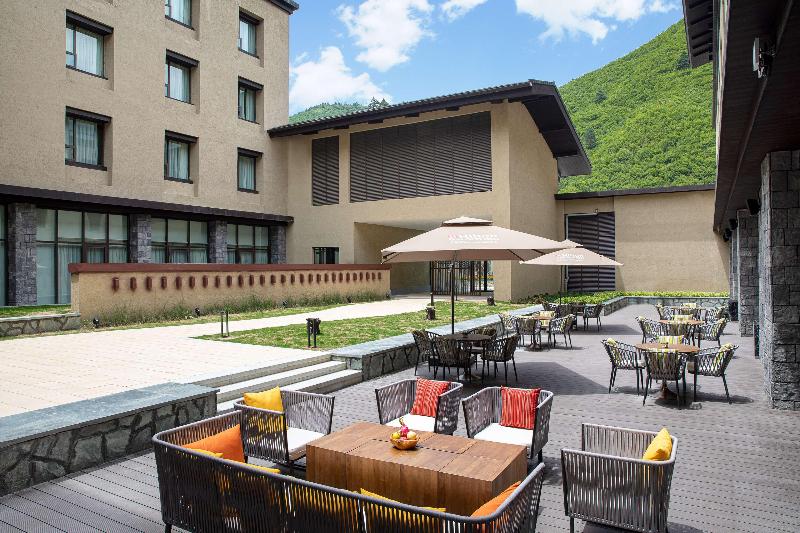 ホテル Hilton Garden Inn Jiuzhaigou
