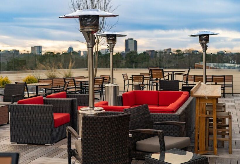 فندق Spice & Sky Atlanta Perimeter