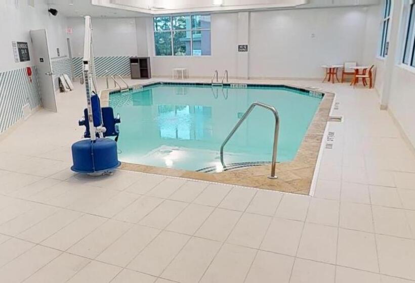 فندق Spice & Sky Atlanta Perimeter