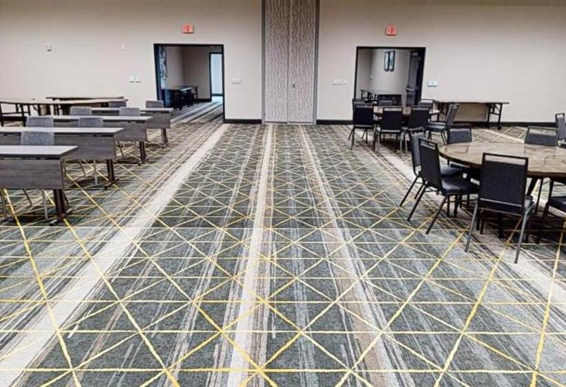 فندق Spice & Sky Atlanta Perimeter