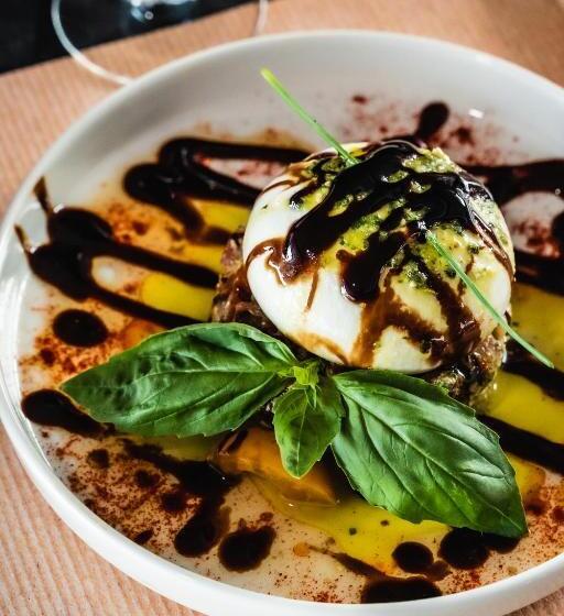 Отель Ibis Styles Castelnaudary