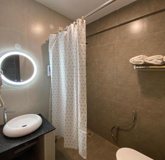 فندق Le Shiv Executive Suite