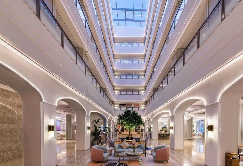 Отель Mercure Yan'an Downtown