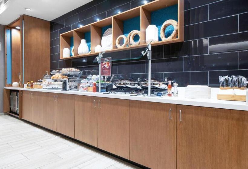 ホテル Springhill Suites By Marriott Charlotte Huntersville