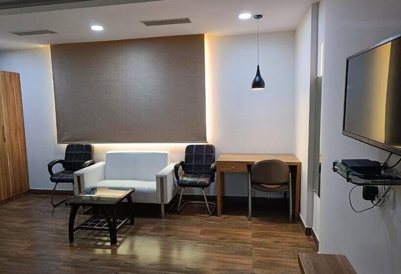 هتل The Dwelling Paradise