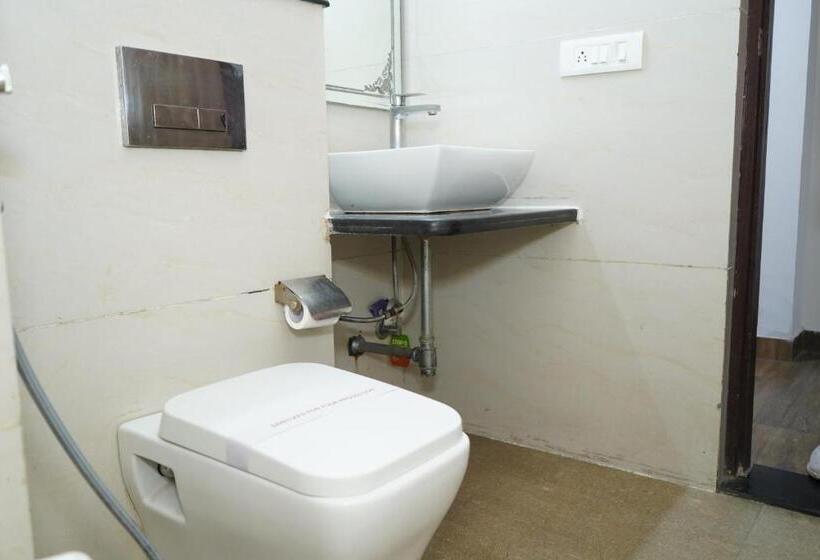 هتل The Dwelling Paradise