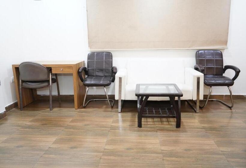 هتل The Dwelling Paradise