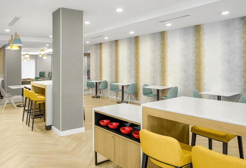 Отель Towneplace Suites By Marriott Ironton