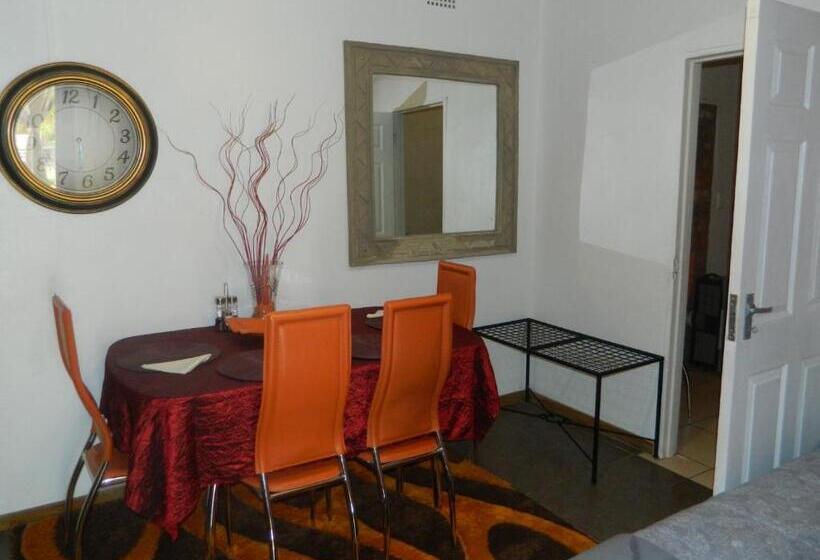 Pension Aub Guesthouse   Mariental