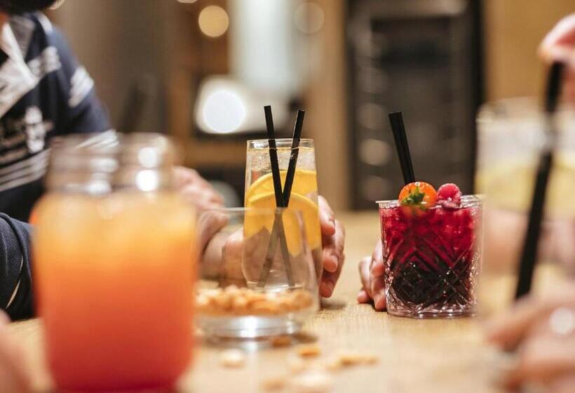 Aparthotel Adagio London Sutton Point