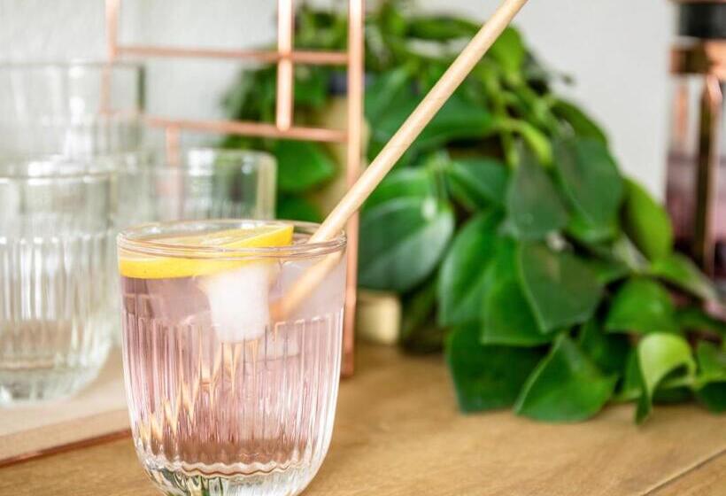 Aparthotel Adagio London Sutton Point