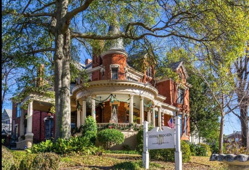 تختخواب و صبحانه Burke Mansion
