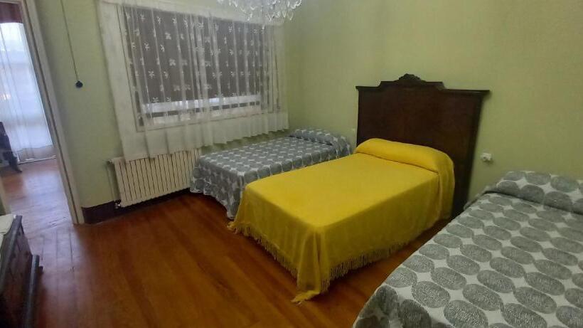 住宿加早餐  El Bordón De La Casa Batallón