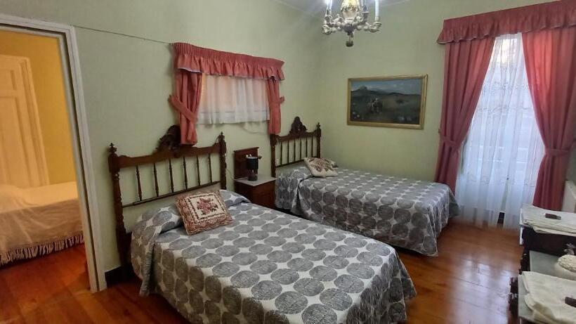 住宿加早餐  El Bordón De La Casa Batallón