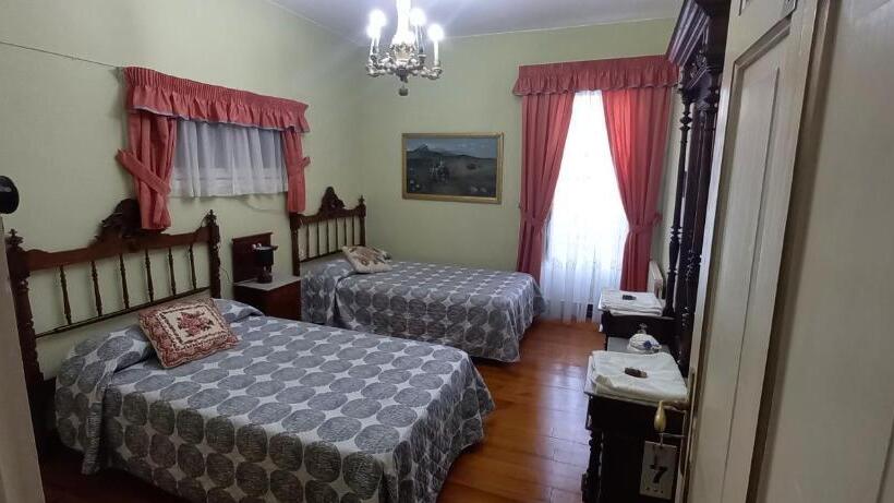 住宿加早餐  El Bordón De La Casa Batallón