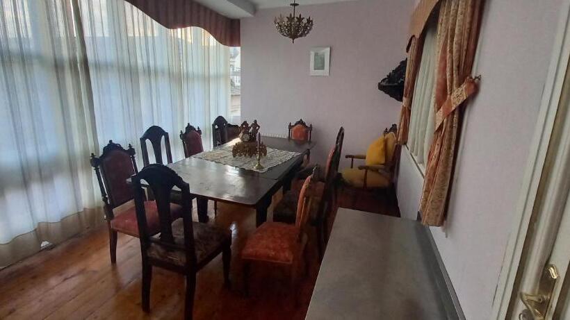 住宿加早餐  El Bordón De La Casa Batallón