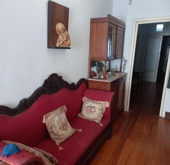 住宿加早餐  El Bordón De La Casa Batallón