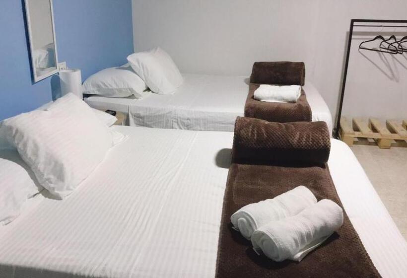 مبيت وإفطار Hospedaje Casa Rosa Jardín