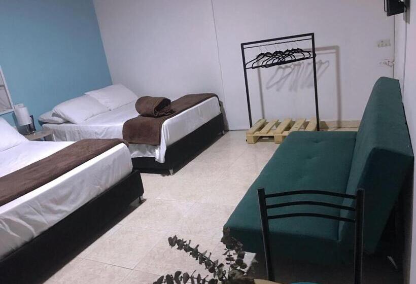 مبيت وإفطار Hospedaje Casa Rosa Jardín