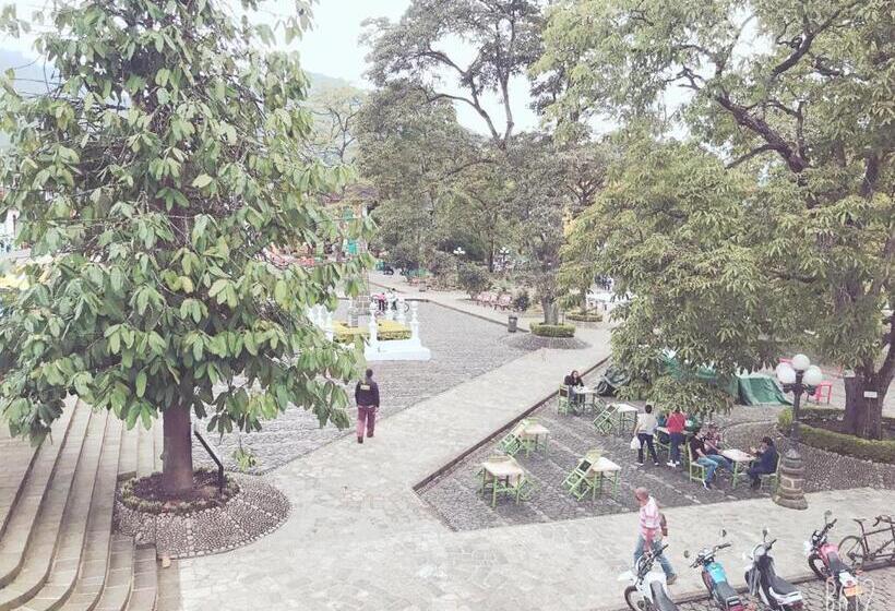 مبيت وإفطار Hospedaje Casa Rosa Jardín