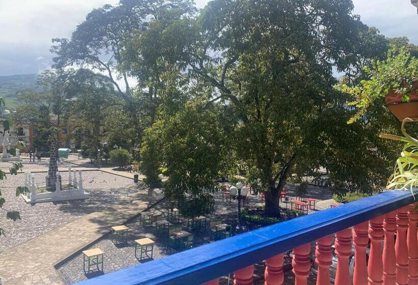 مبيت وإفطار Hospedaje Casa Rosa Jardín