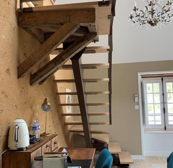 민박 Le Bas Chitray