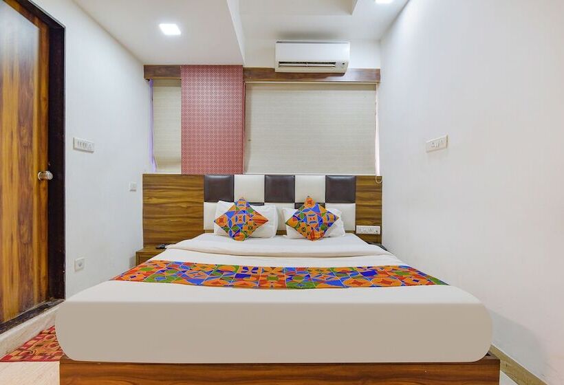 Fabhotel Acropole Inn