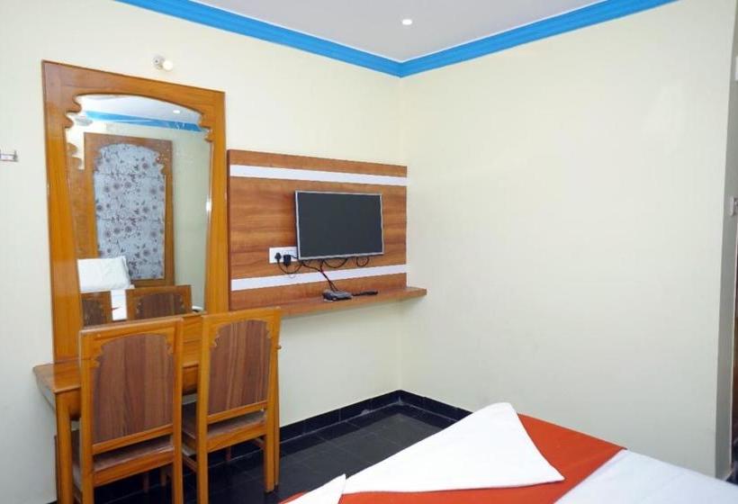 هتل Aswini Grand Lodge