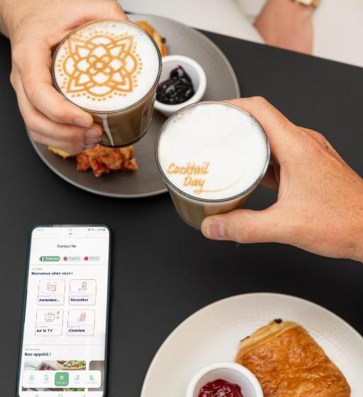 בית מלון כפרי Campanile Smart Lyon Est  Eurexpo Bron Aviation