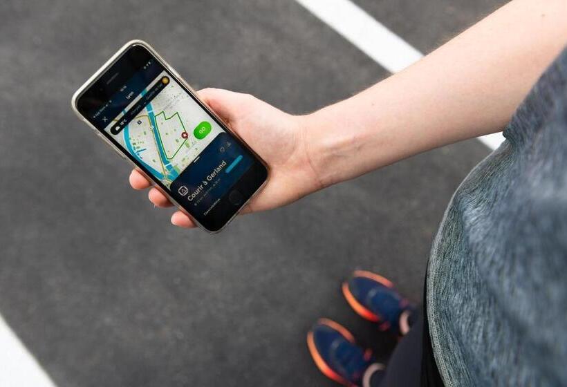 בית מלון כפרי Campanile Smart Lyon Est  Eurexpo Bron Aviation