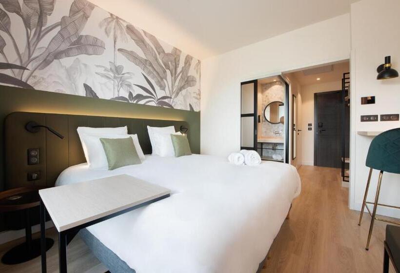 בית מלון כפרי Campanile Smart Lyon Est  Eurexpo Bron Aviation