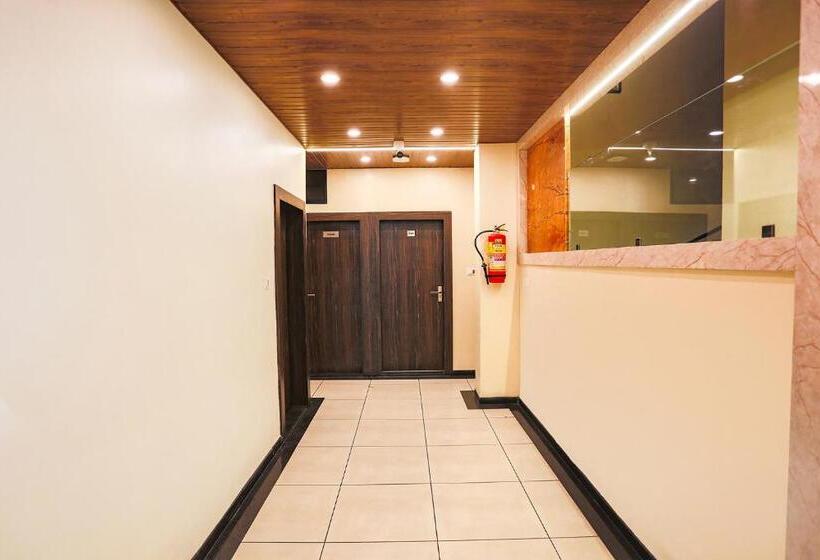 Fabhotel Balaji Paradise