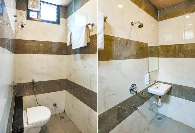 Fabhotel Balaji Paradise