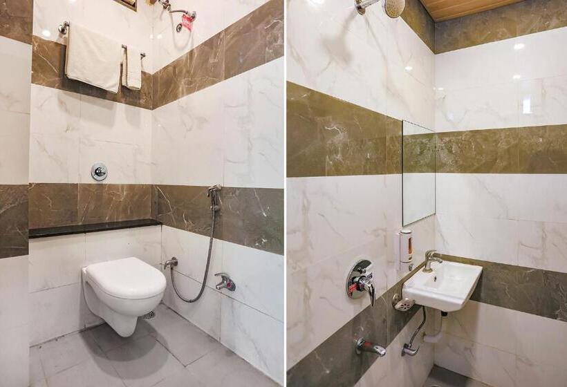 Fabhotel Balaji Paradise