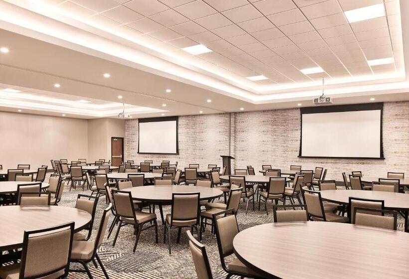 هتل Hyatt Place Phoenix/downtown