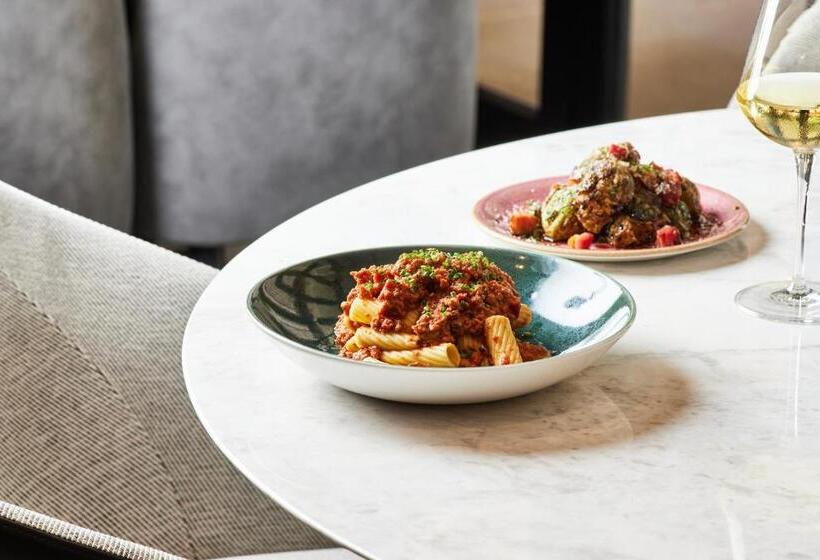 هتل Hyatt Place Phoenix/downtown