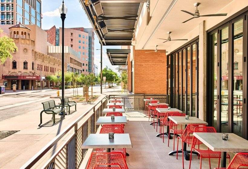 هتل Hyatt Place Phoenix/downtown