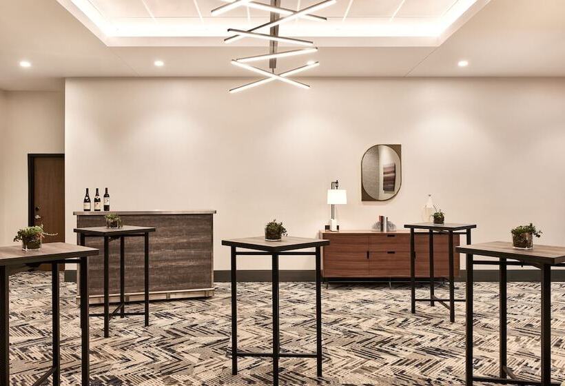 هتل Hyatt Place Phoenix/downtown