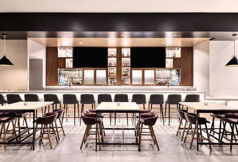 هتل Hyatt Place Phoenix/downtown