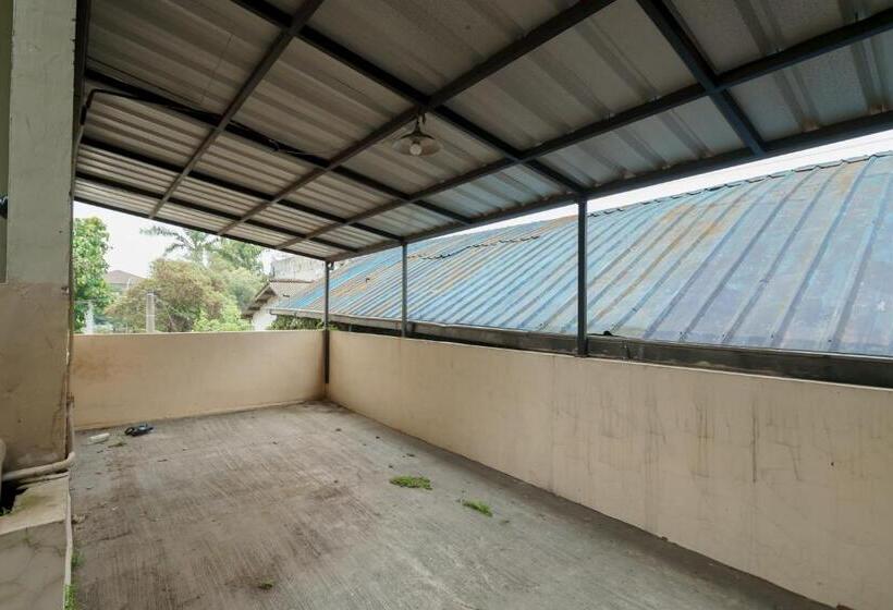 酒店 Koolkost Syariah Near Kampus Utama Universitas Budi Luhur