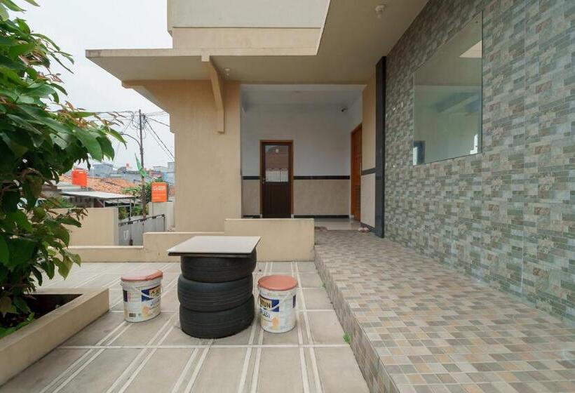 酒店 Koolkost Syariah Near Kampus Utama Universitas Budi Luhur