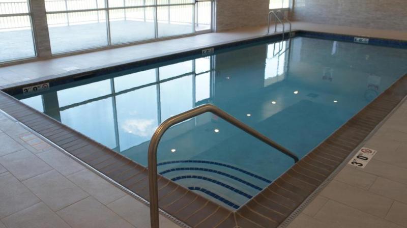 ホテル La Quinta Inn & Suites By Wyndham Shorewood