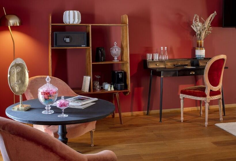 هتل Margaret Hôtel Chouleur