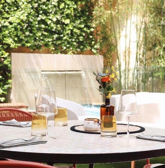 هتل Margaret Hôtel Chouleur