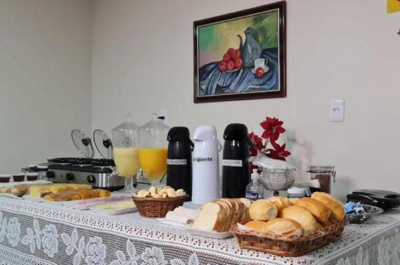 בית מלון כפרי Montana Aeroporto