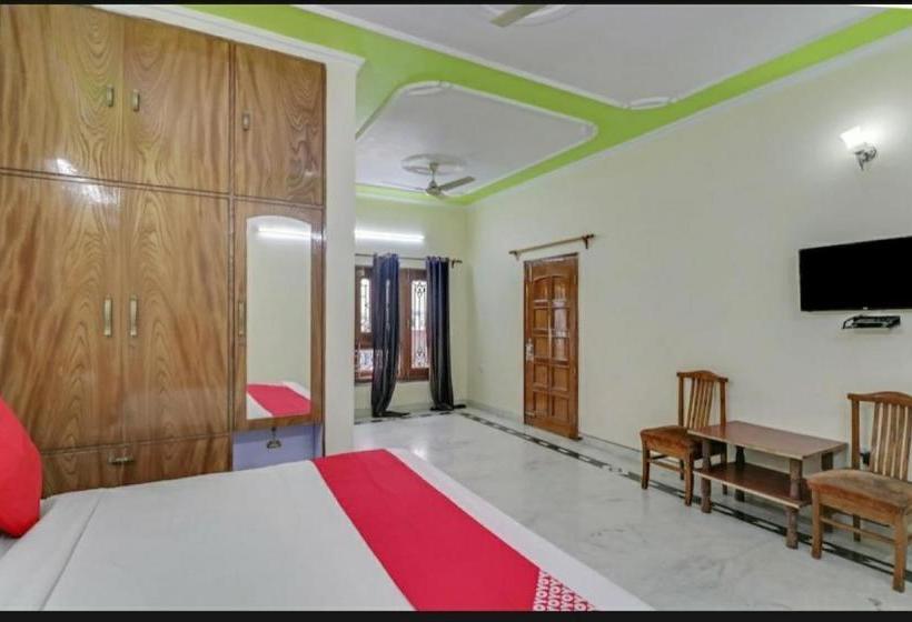 호텔 Oyo 78384 Expressway Hub