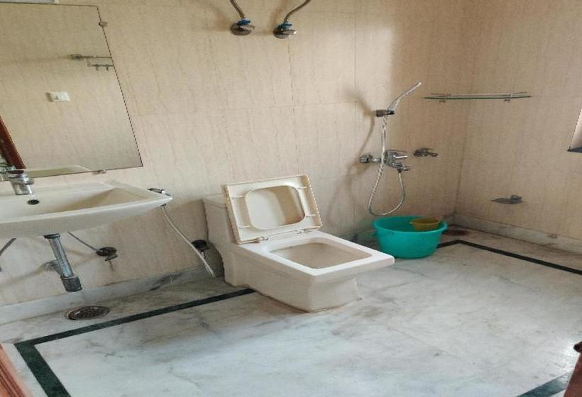 호텔 Oyo 78384 Expressway Hub